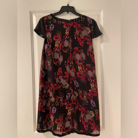 Kensie Black and Red Colorful Statement Mini Dress with Beading Size Small‎ - Picture 3 of 3